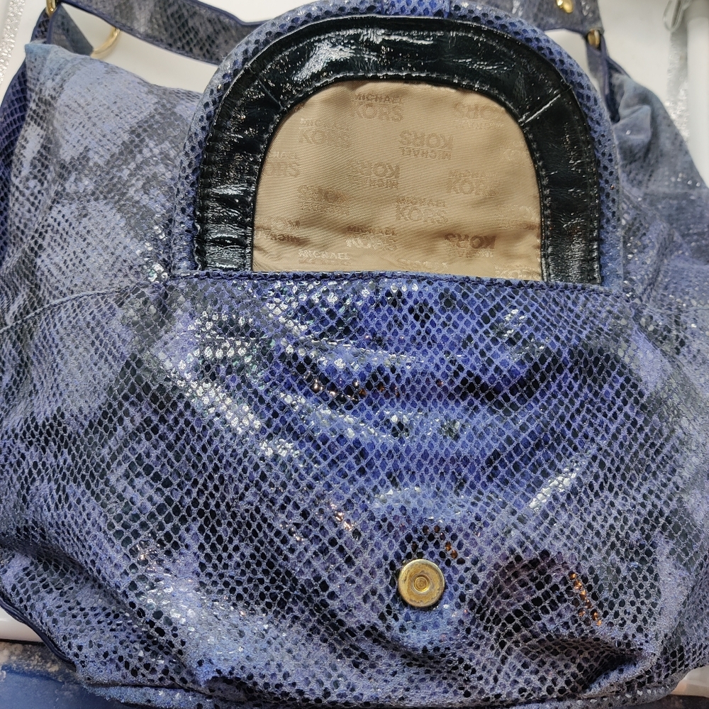 Michael Kors Blue Python leather - Picture 6 of 12